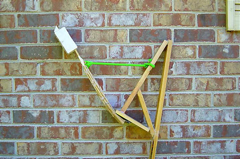 catapults out of popsicle sticks